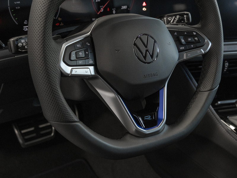 Volkswagen Touareg R 3,0 TSI R eHybrid 0,5% Dienstw. LUFTF. AHK DY... — photo 10