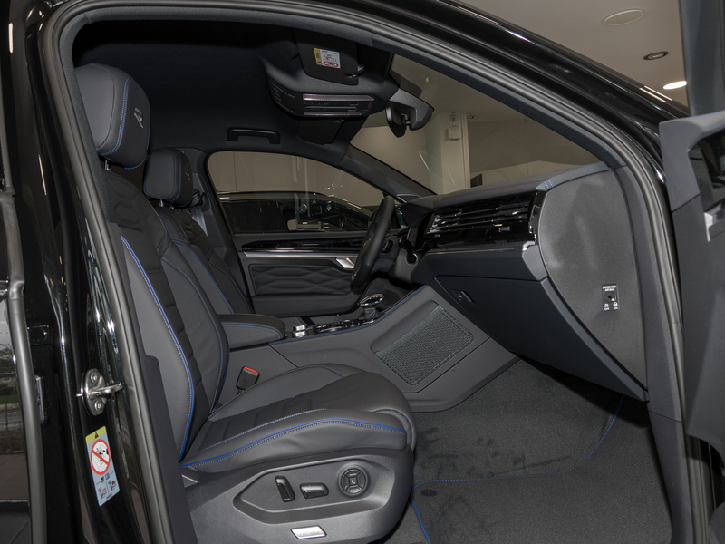 Volkswagen Touareg R 3,0 TSI R eHybrid 0,5% Dienstw. LUFTF. AHK DY... — photo 3