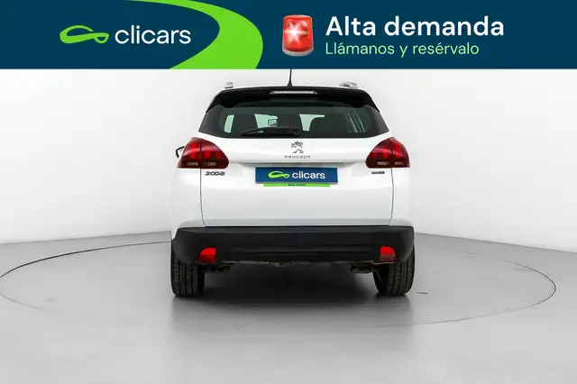 Peugeot 2008 view 4