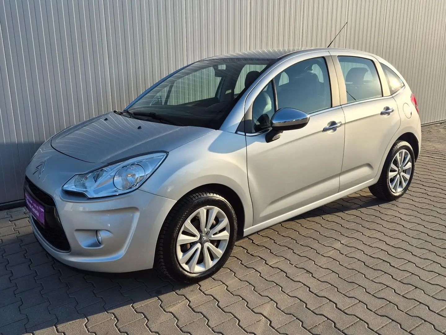 Citroen C3 C3 1,4 Jubiläums Collection Silber - 1