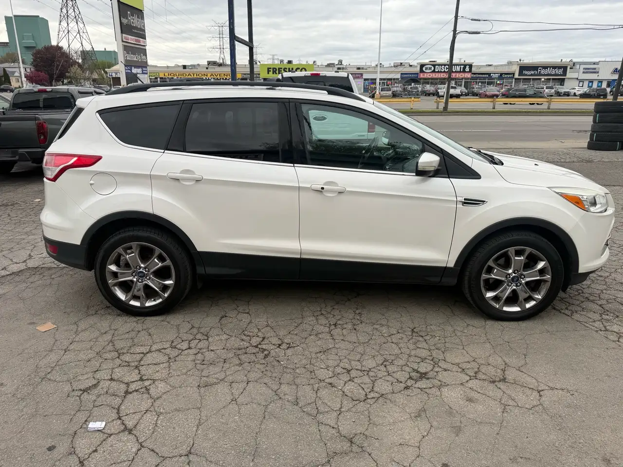 Ford Escape снимка Ford Escape