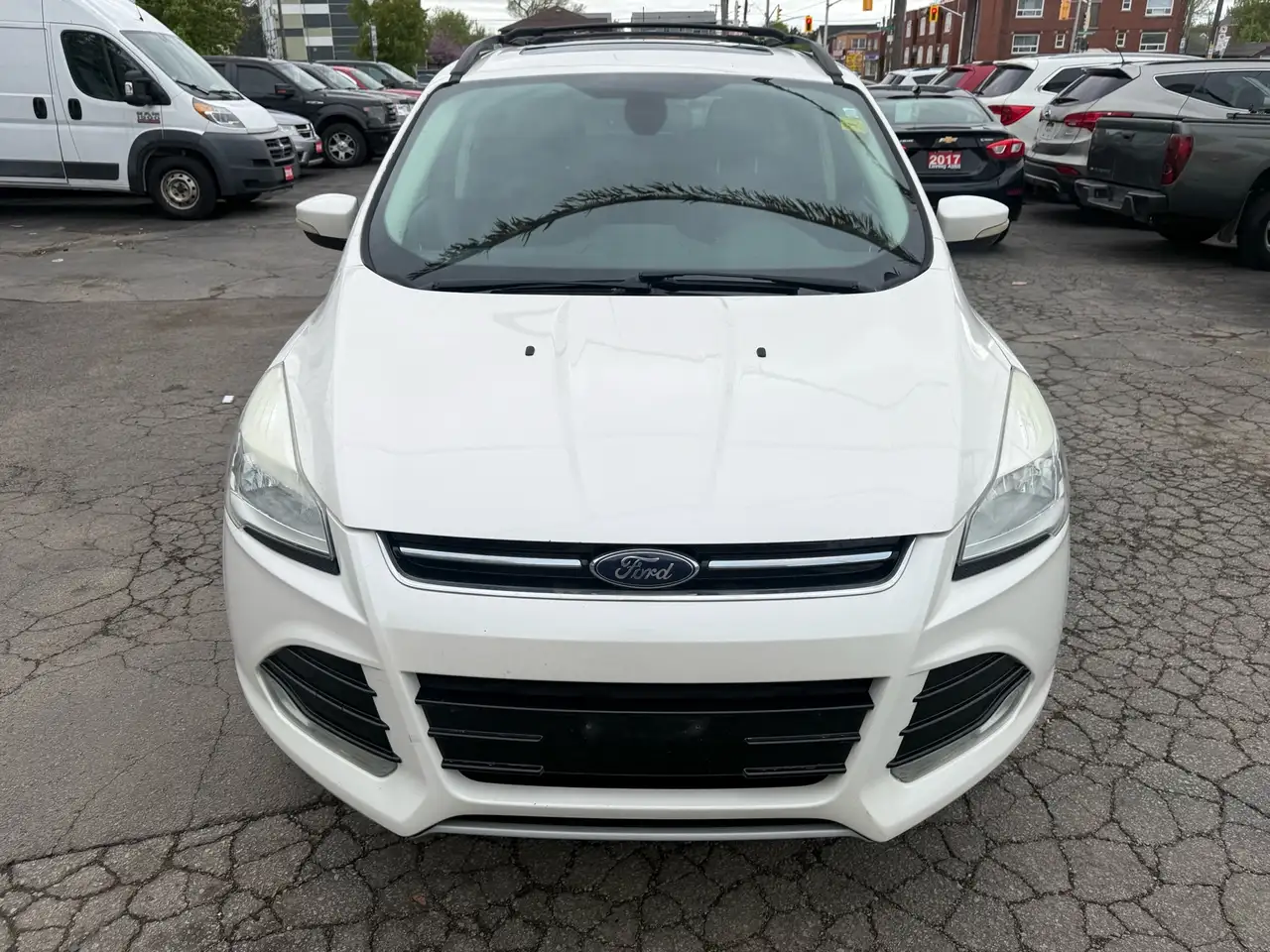 Ford Escape снимка Ford Escape