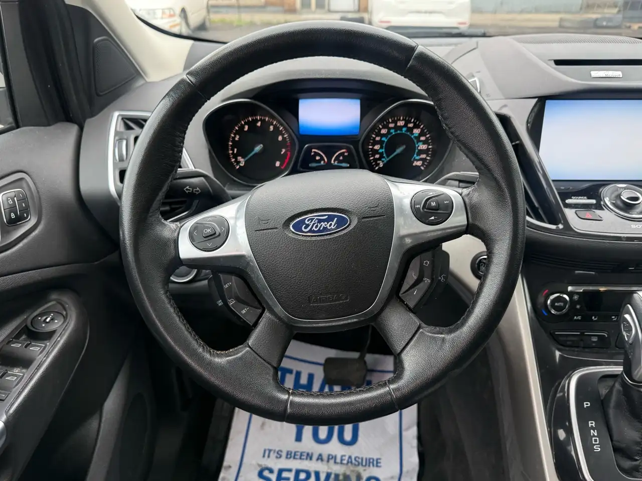 Ford Escape снимка Ford Escape