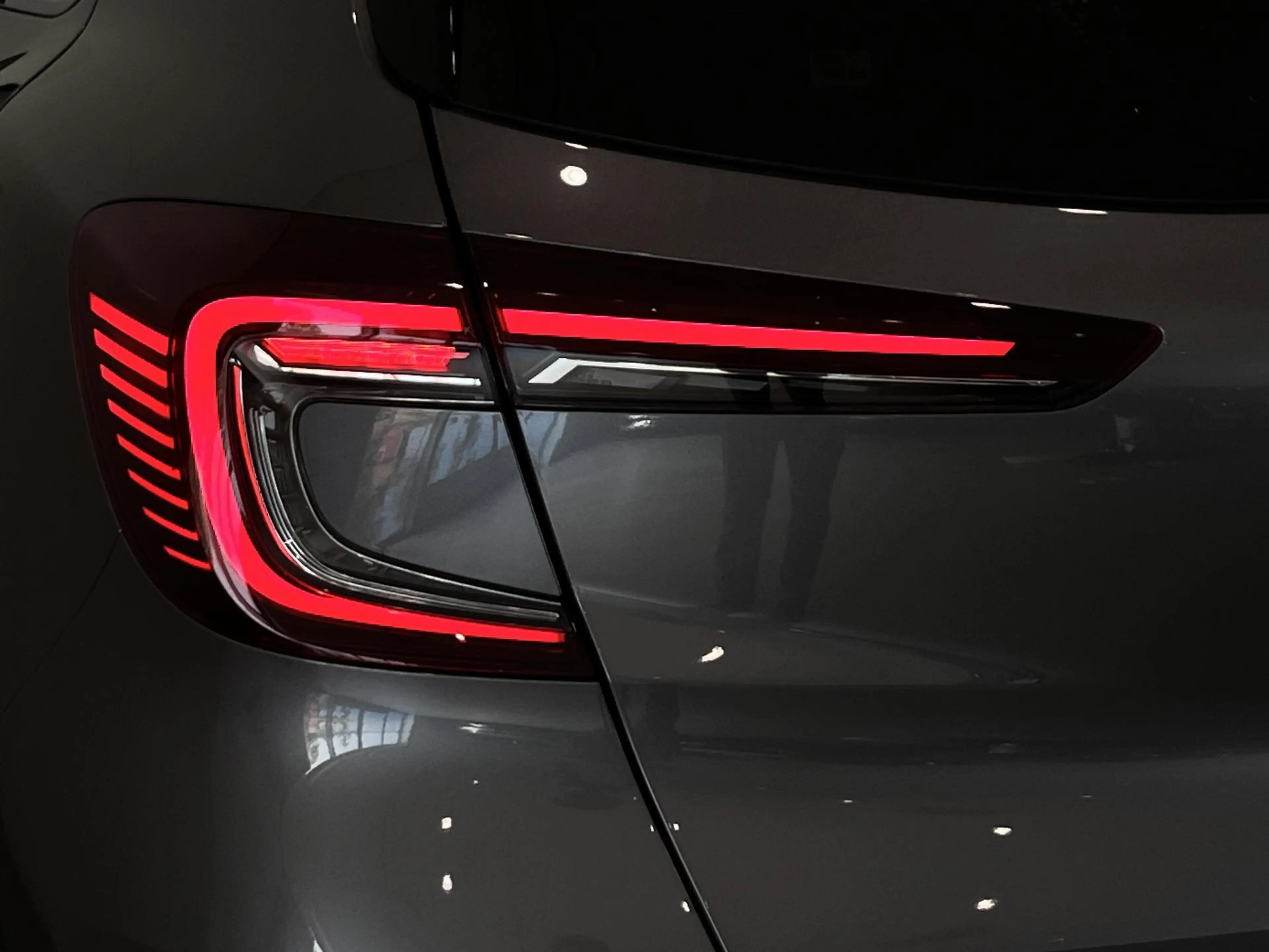 Renault Captur 1.3 TCe 140 Techno | Automaat | Stoel- & Stuurverw — photo 31