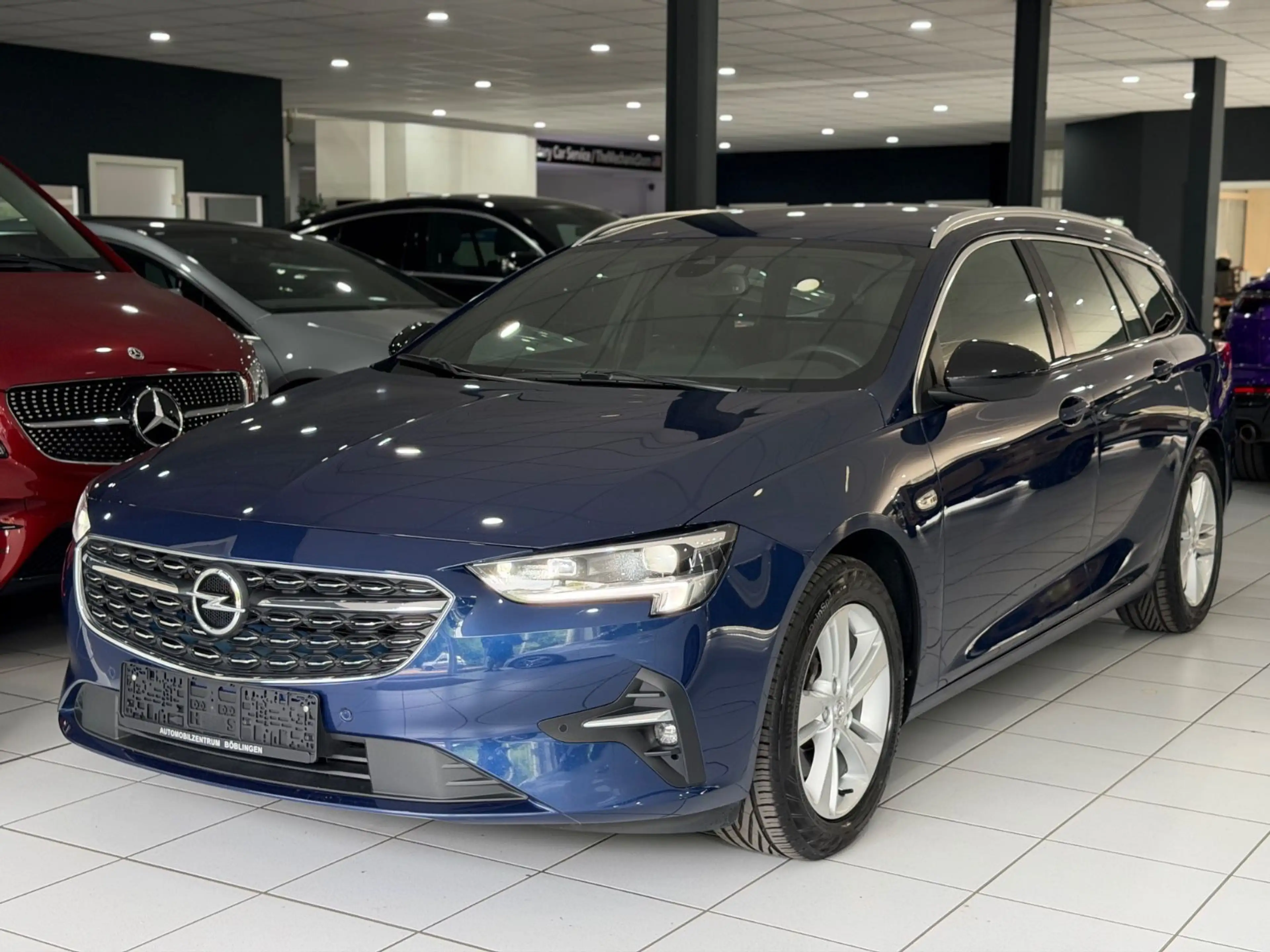 Opel Insignia B Sports Tourer Elegance*AHK*KAMERA*LED