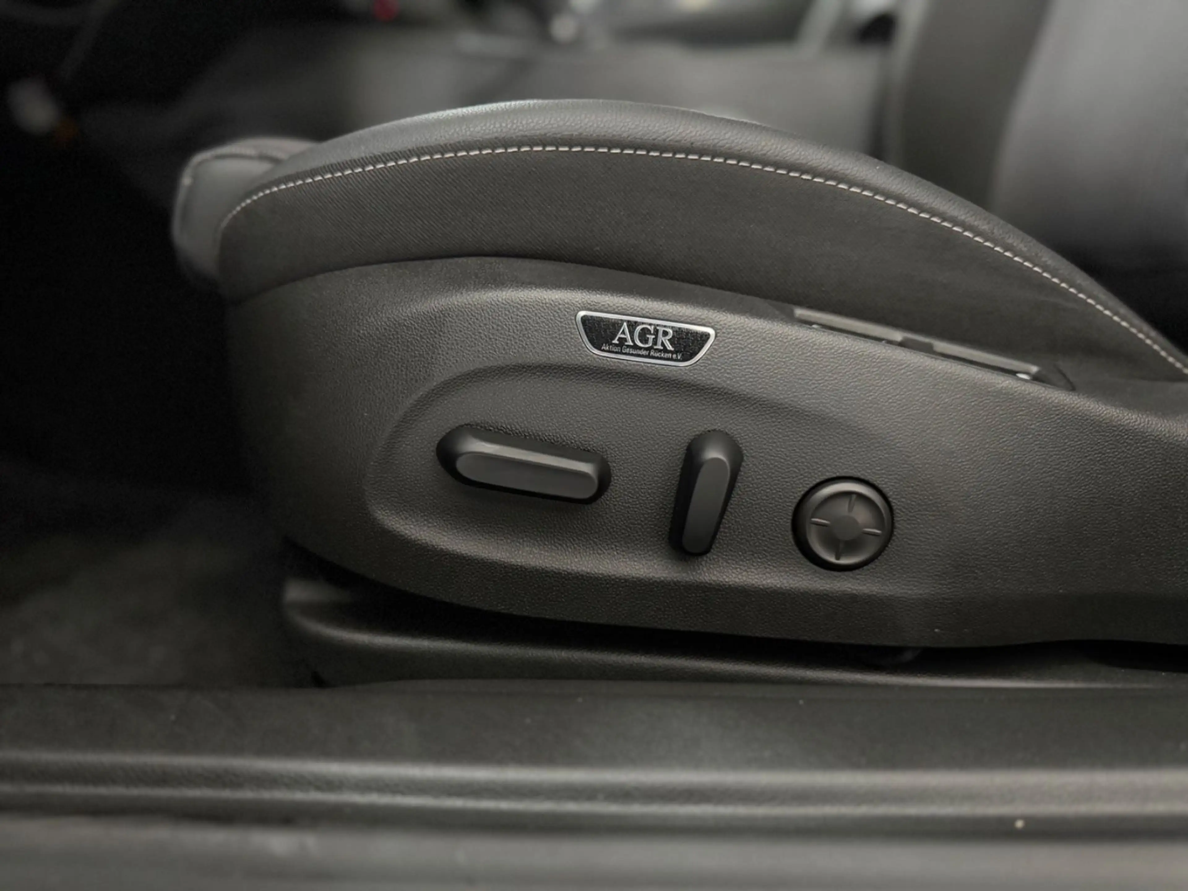 Opel Insignia B Sports Tourer Elegance*AHK*KAMERA*LED — photo 7