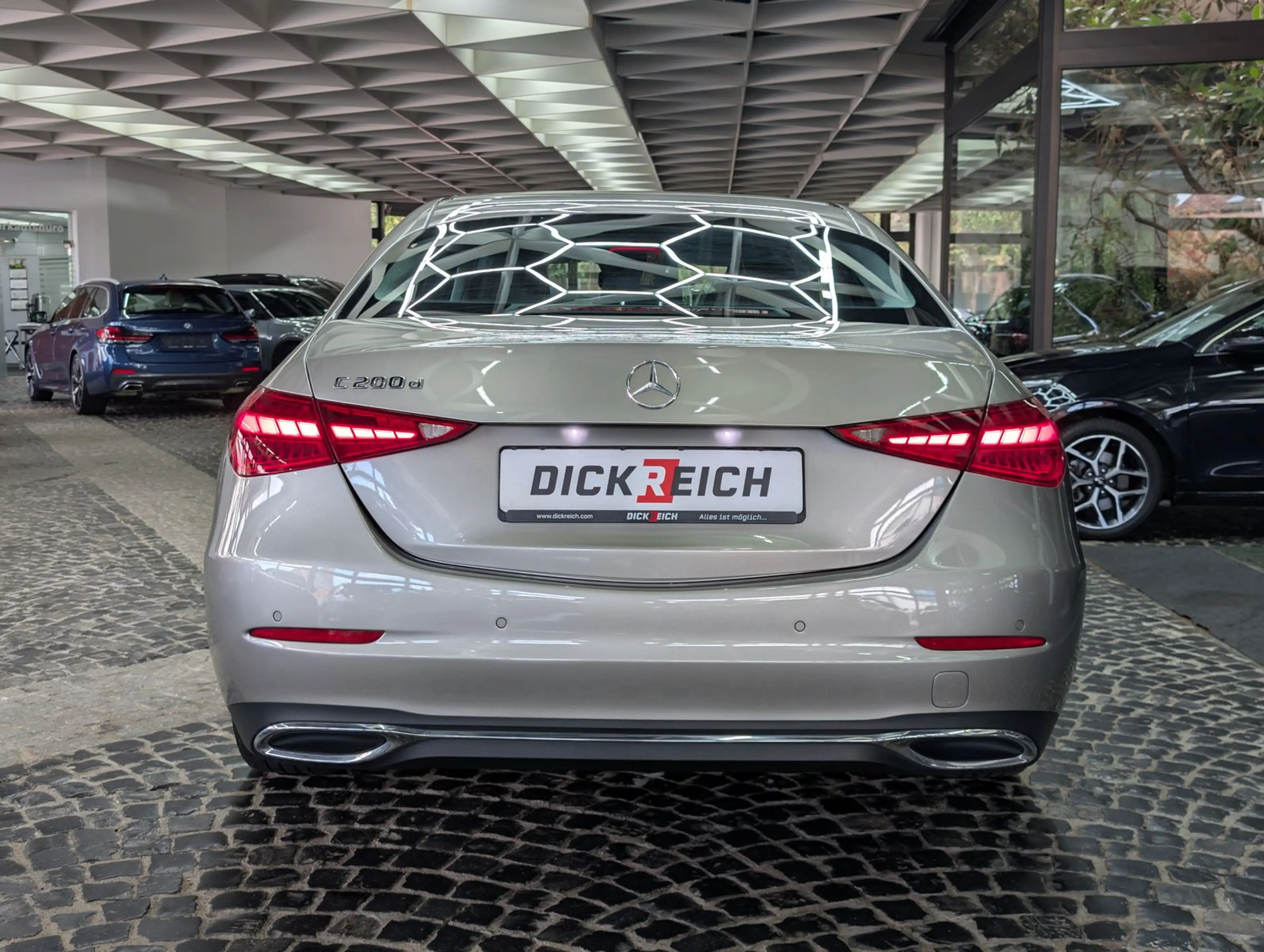 Mercedes-Benz C 200 d Avantgarde MBUX LED KAM BURMESTER LEDER — photo 6