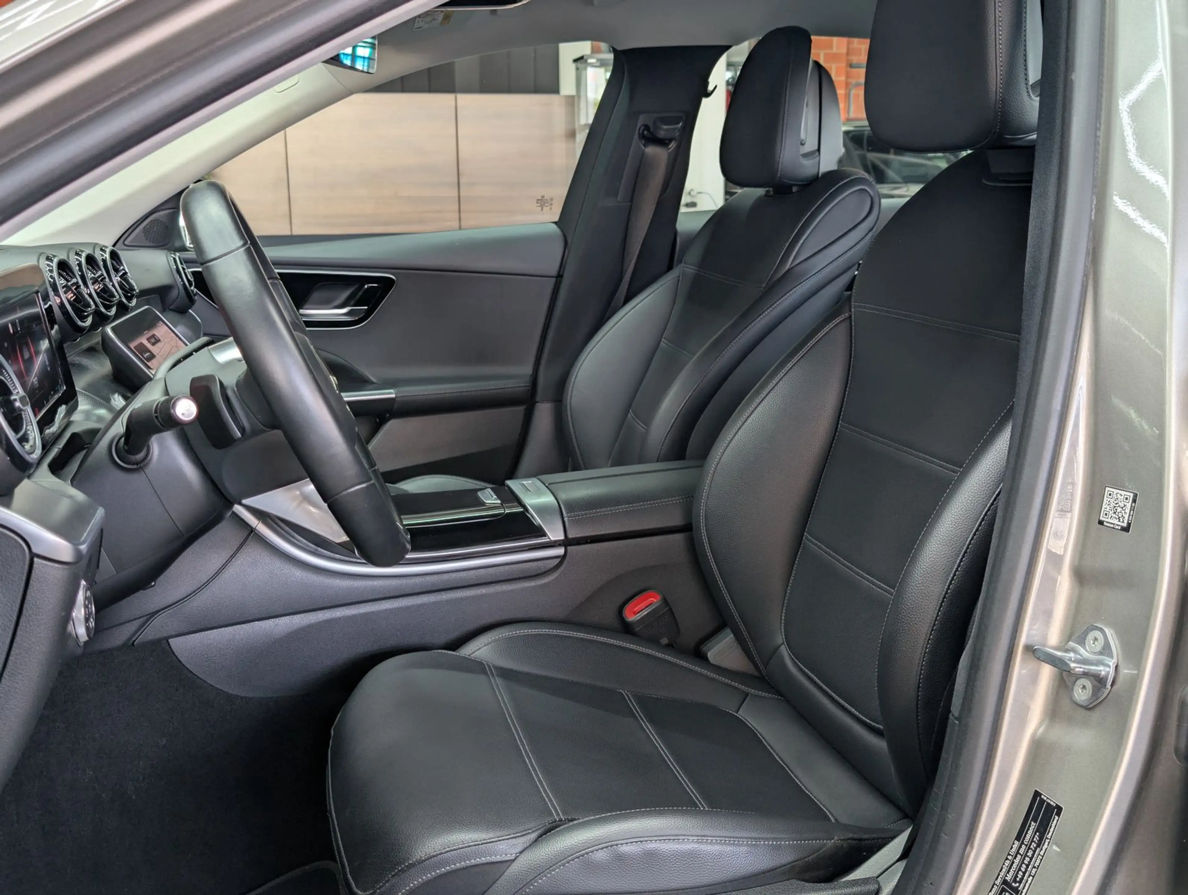 Mercedes-Benz C 200 d Avantgarde MBUX LED KAM BURMESTER LEDER — photo 15