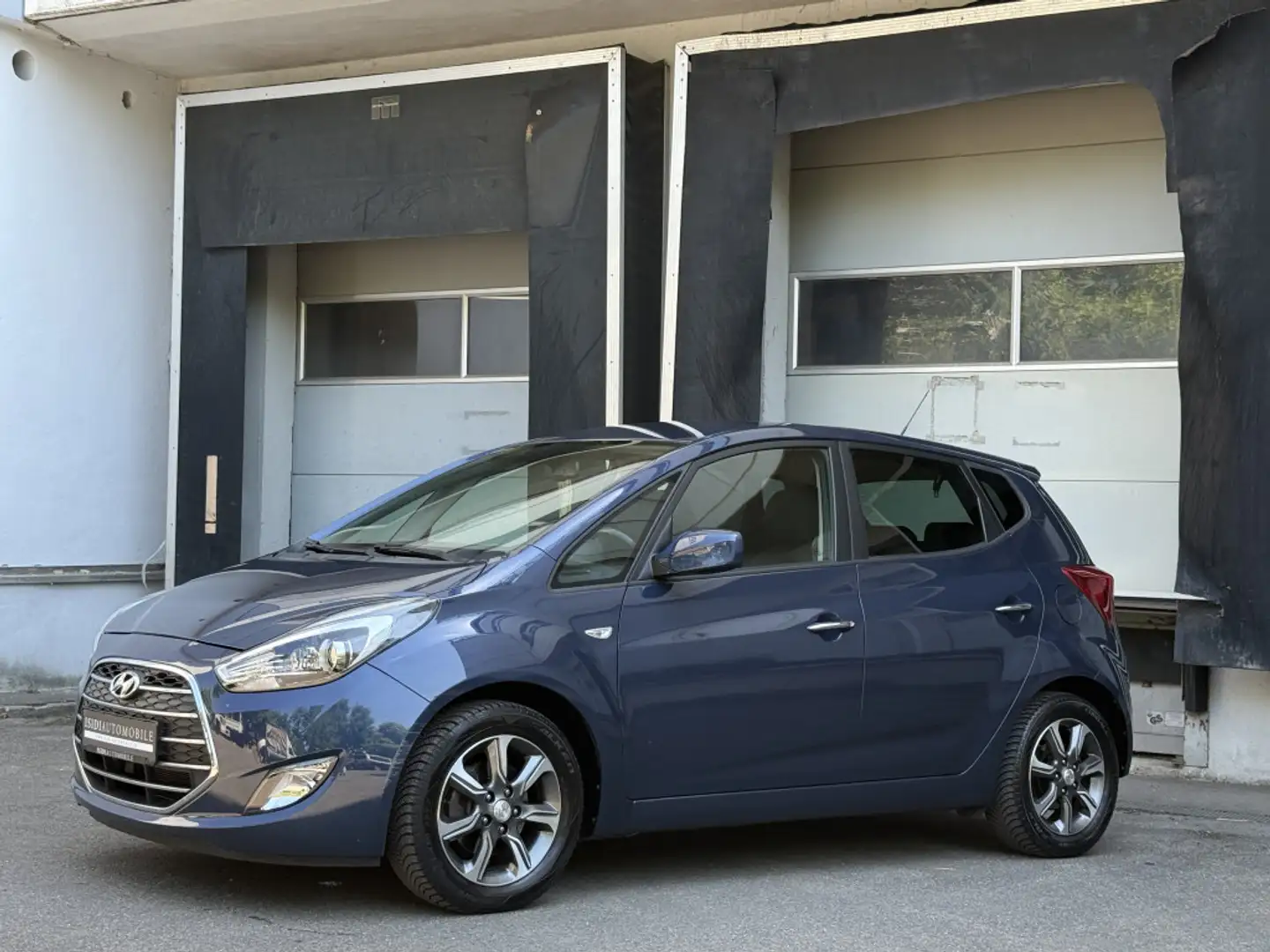 Hyundai iX20 Passion+ Navi Lenkrad+Sitzheizung Kamera Niebieski - 2