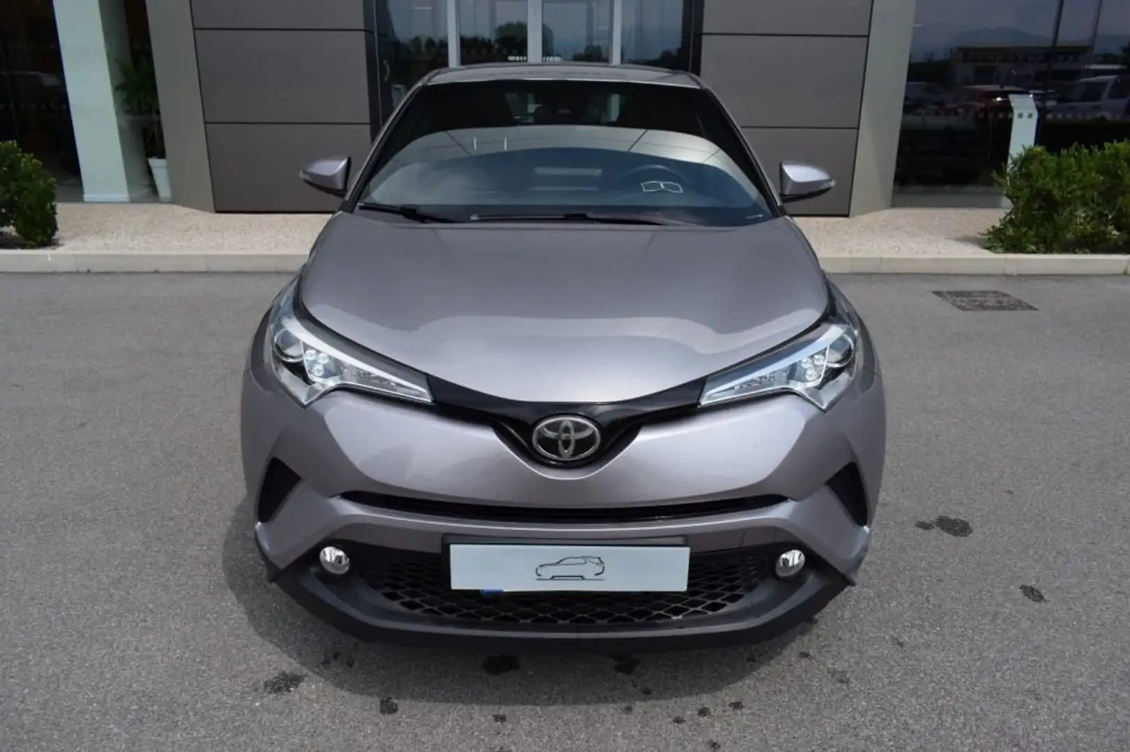 Toyota C-HR 1.2 Turbo Active AUTOMATICA NEOPATENTATI Grigio - 2