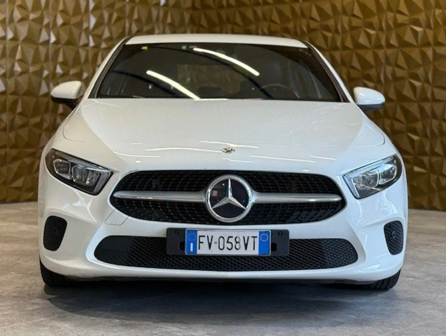 Mercedes-Benz A 180 Classe A 180d Executive auto Bianco - 1