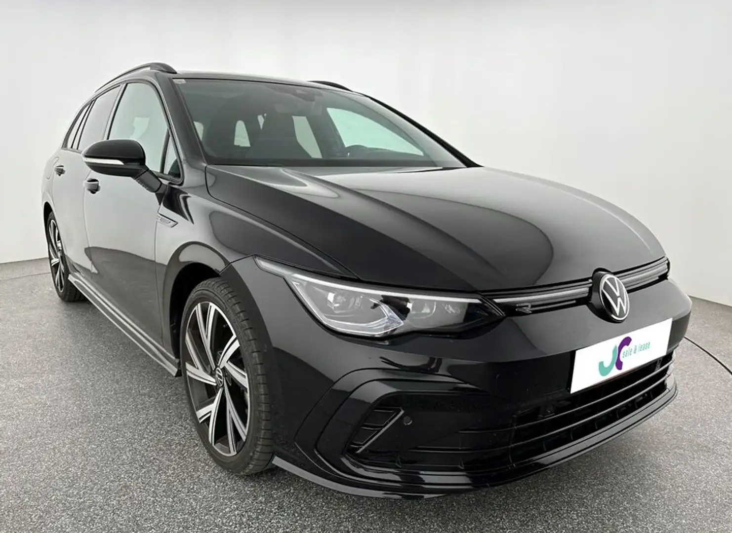 Volkswagen Golf Variant R-Line 1.5 eTSI DSG Schwarz - 2