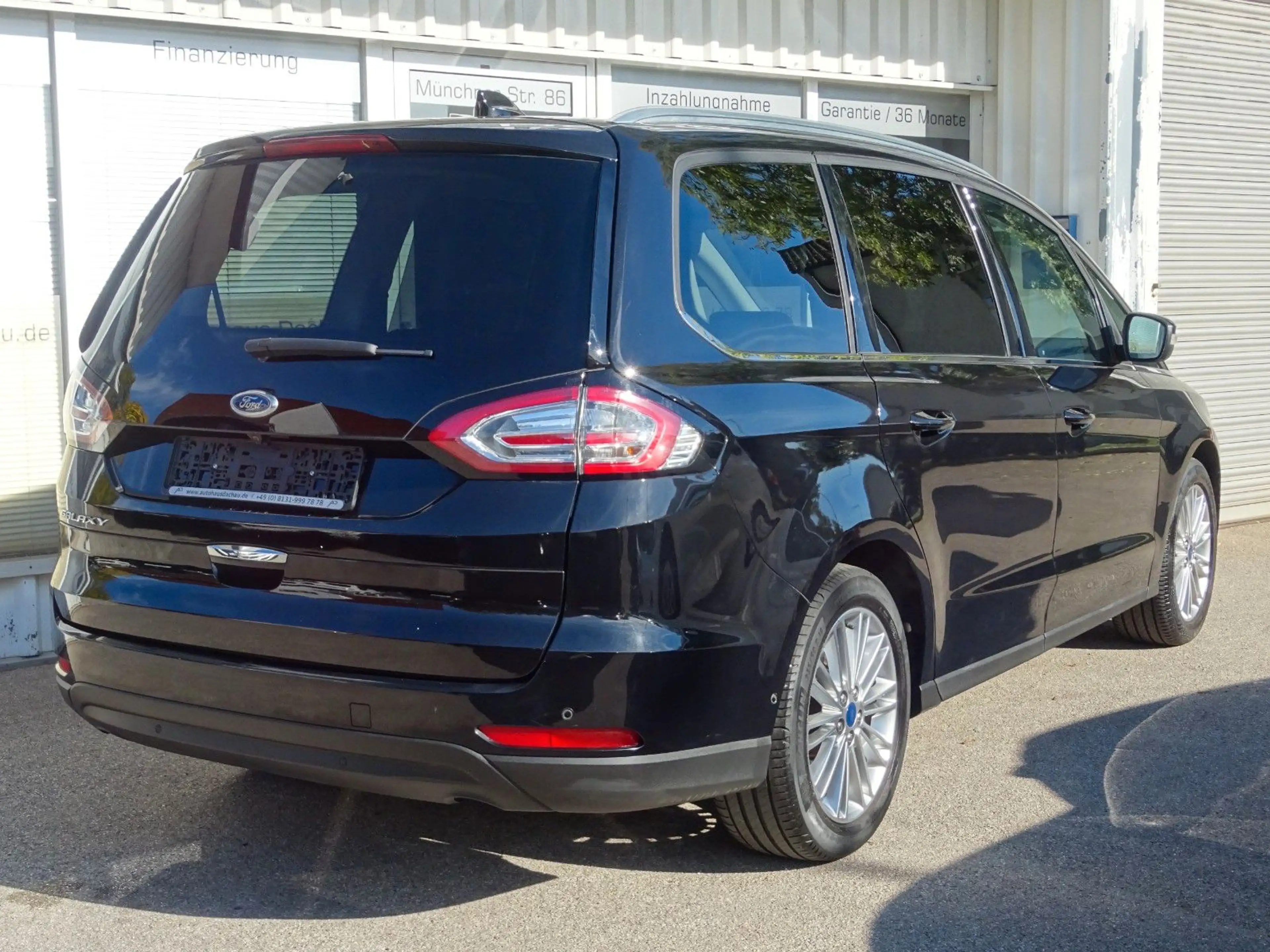 Ford Galaxy 2,0 Titanium Navi LED Pano Kamera 7 Sitz — photo 6