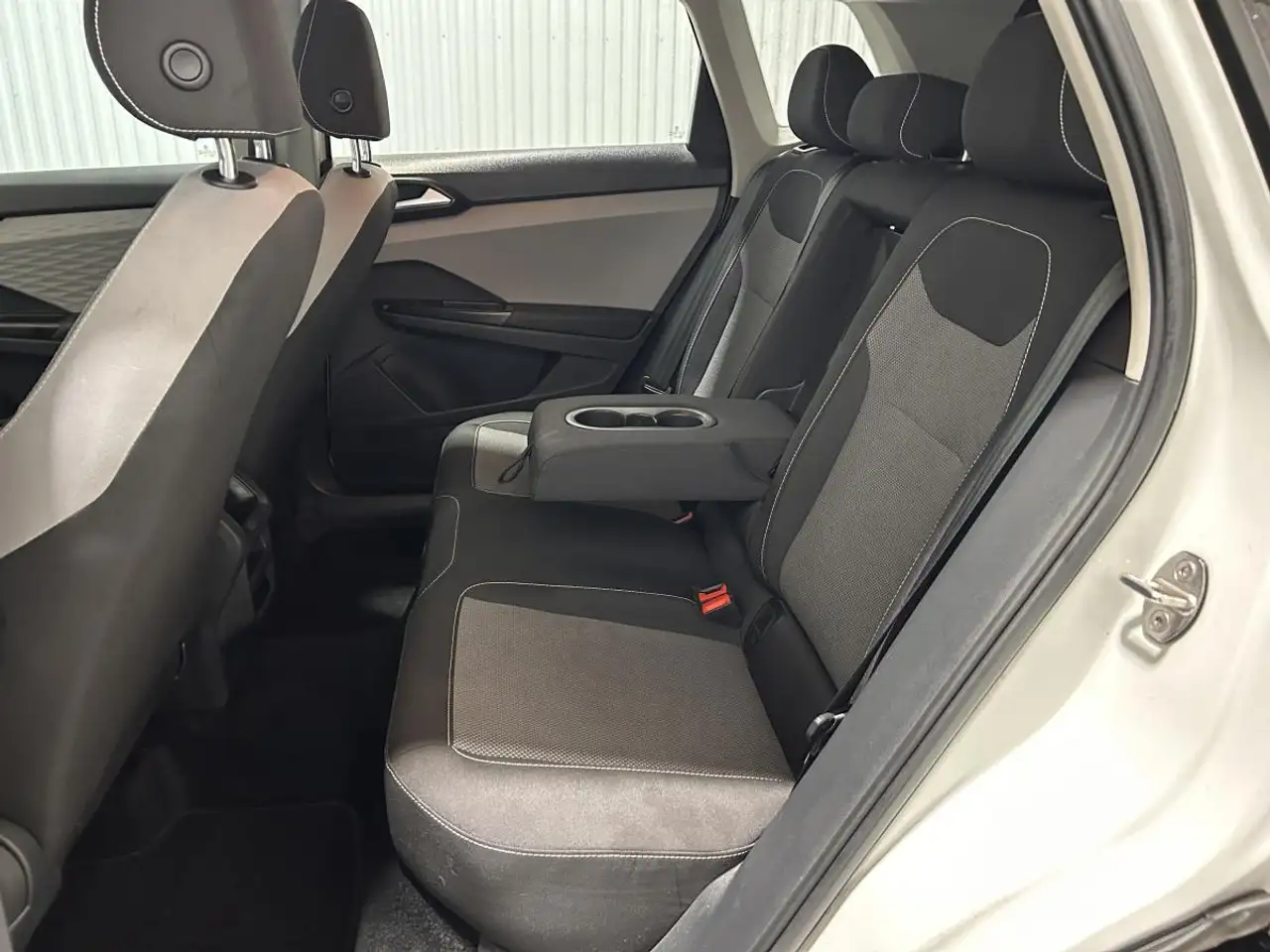 Volkswagen Taos снимка Volkswagen Taos