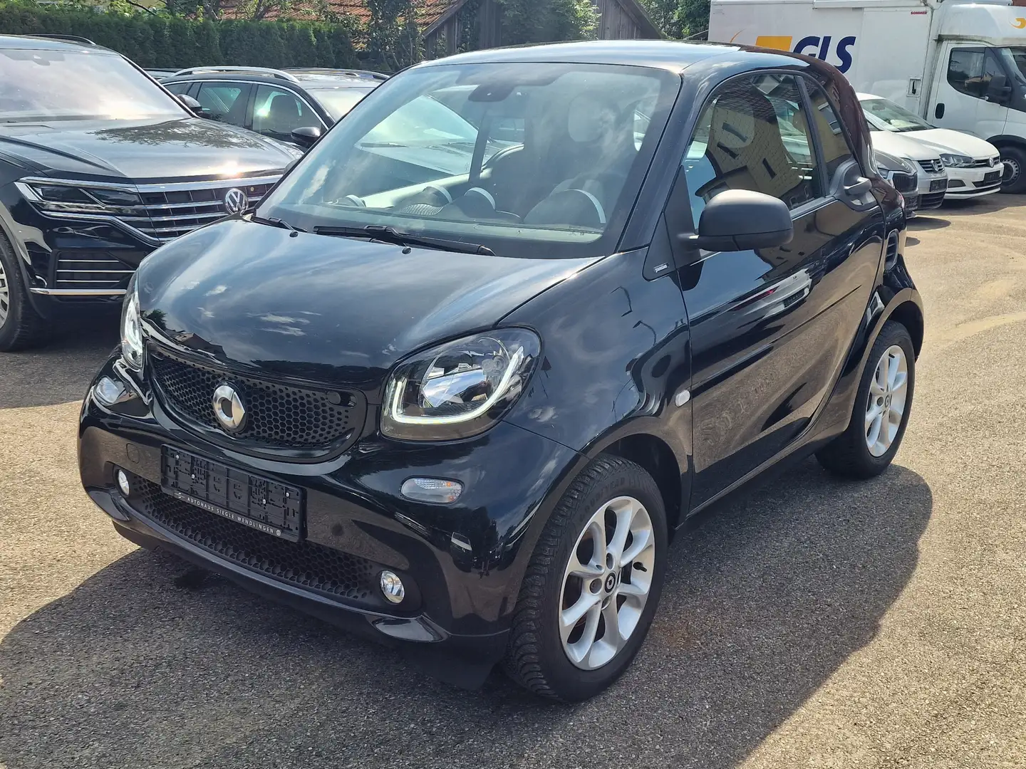 smart forTwo ForTwo"PASSION" Klimaaut.*Sitzhzg*LED*Sound*Pano Schwarz - 2