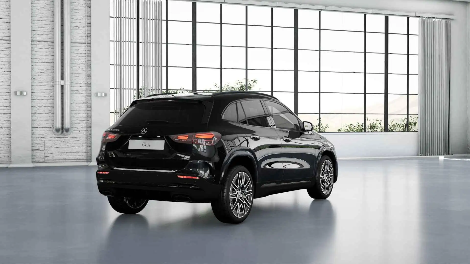 Mercedes-Benz GLA 250 e Business Solution AMG Noir - 2