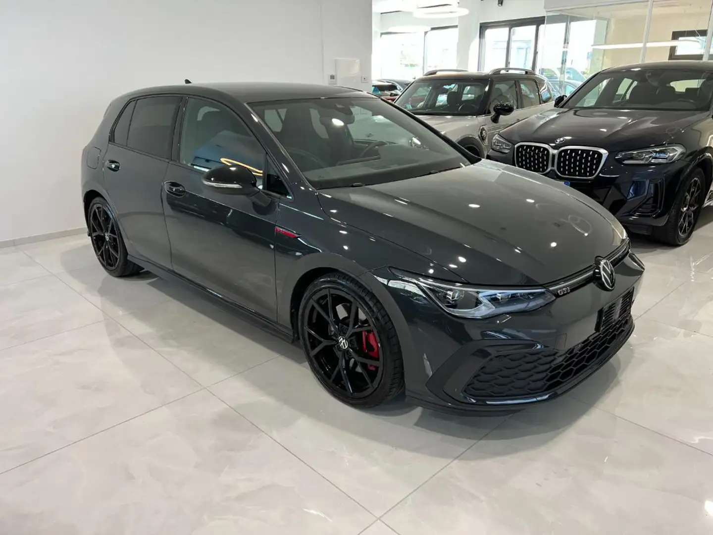 Volkswagen Golf 2.0 GTI Tsi DSG Winter pack Cerchi "R" Grijs - 2