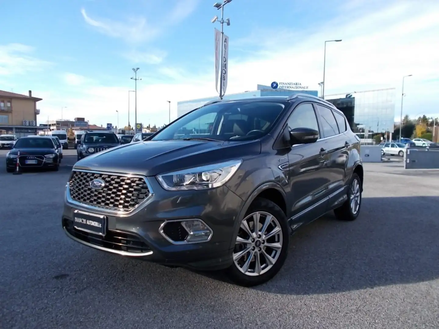 Ford Kuga 2.0 TDCI 180 CV S&S 4WD Powershift Vignale Grigio - 2