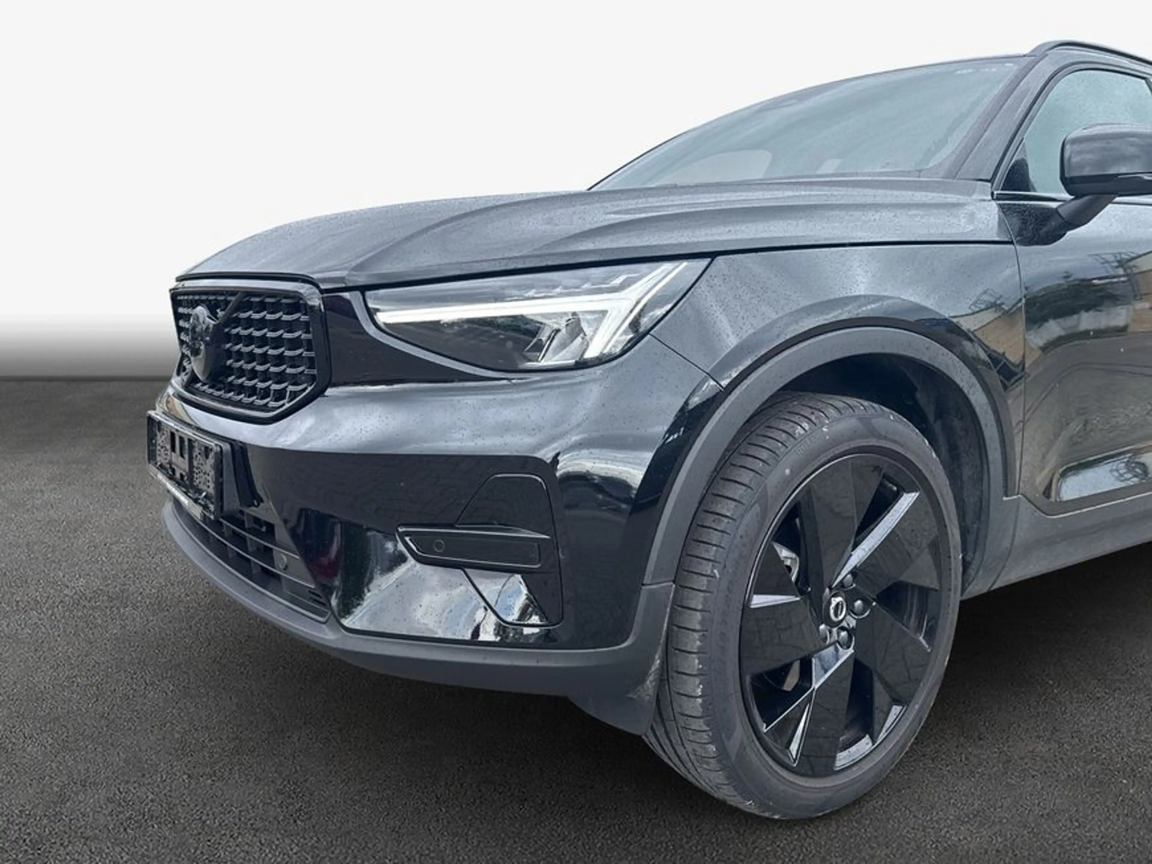 Volvo XC40 XC40 B3 B DKG Plus Black Edition — photo 6