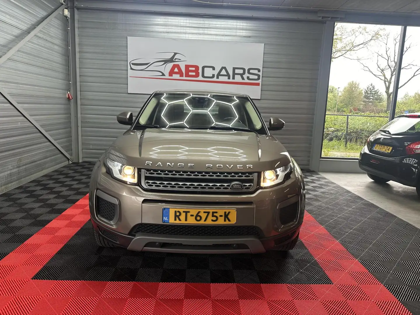 Land Rover Range Rover Evoque 2.0 eD4 SE - incl Garantie Коричневий - 2