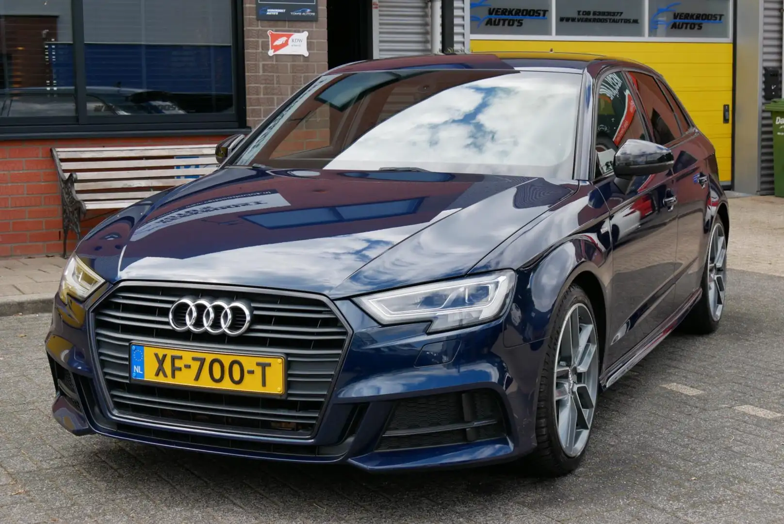 Audi A3 Sportback 35 TFSI CoD Sport 3x S Line Edition.auto Azul - 2