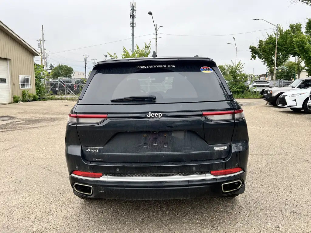 2023 Jeep Grand Cherokee Summit Reserve | Rear Entertainment | Luxury Tech — photo 7