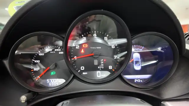 Porsche Boxster view 21