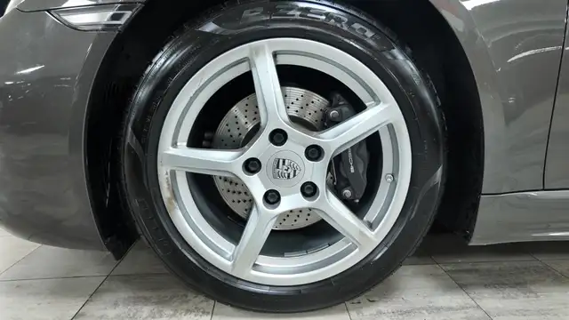 Porsche Boxster view 11