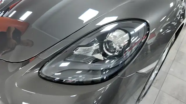 Porsche Boxster view 10