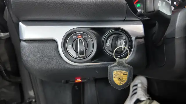 Porsche Boxster view 20