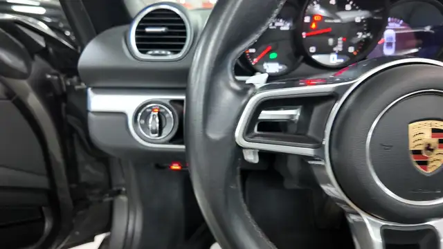 Porsche Boxster view 24