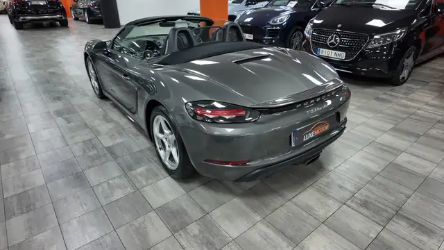 Porsche Boxster view 4
