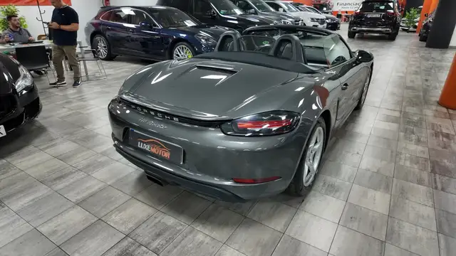 Porsche Boxster view 6