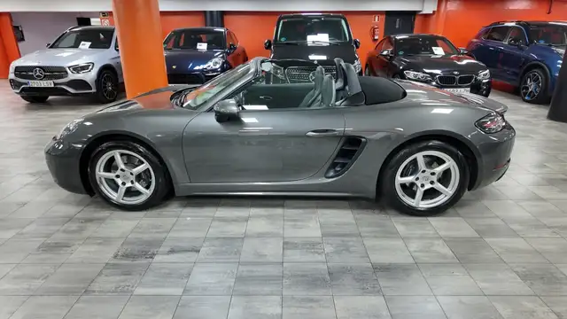 Porsche Boxster view 3