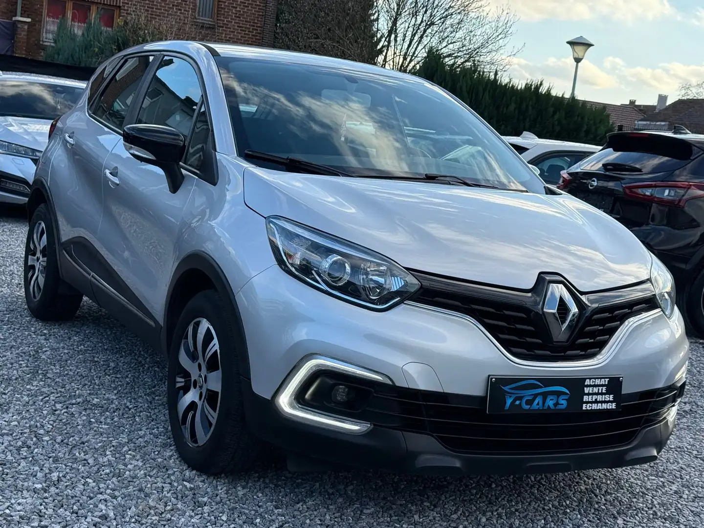 Renault Captur 1.5DCI //FAIBLE KM// 12MOIS GARANTIE Grijs - 1