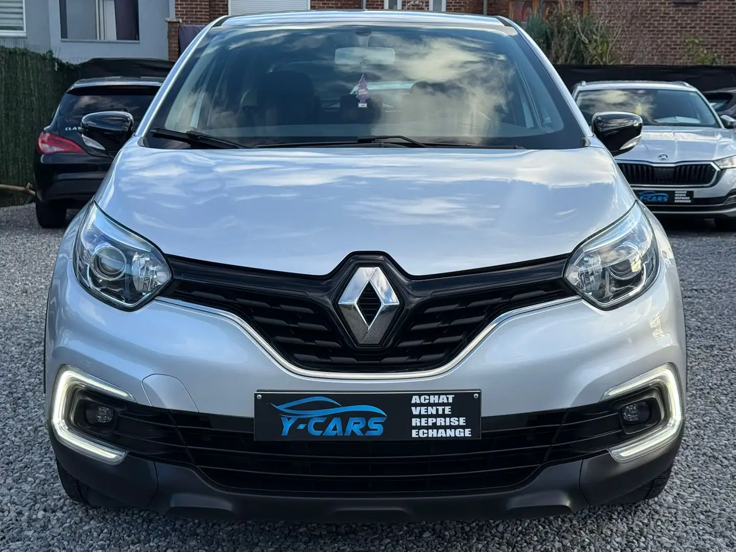 Renault Captur 1.5DCI //FAIBLE KM// 12MOIS GARANTIE Grijs - 2