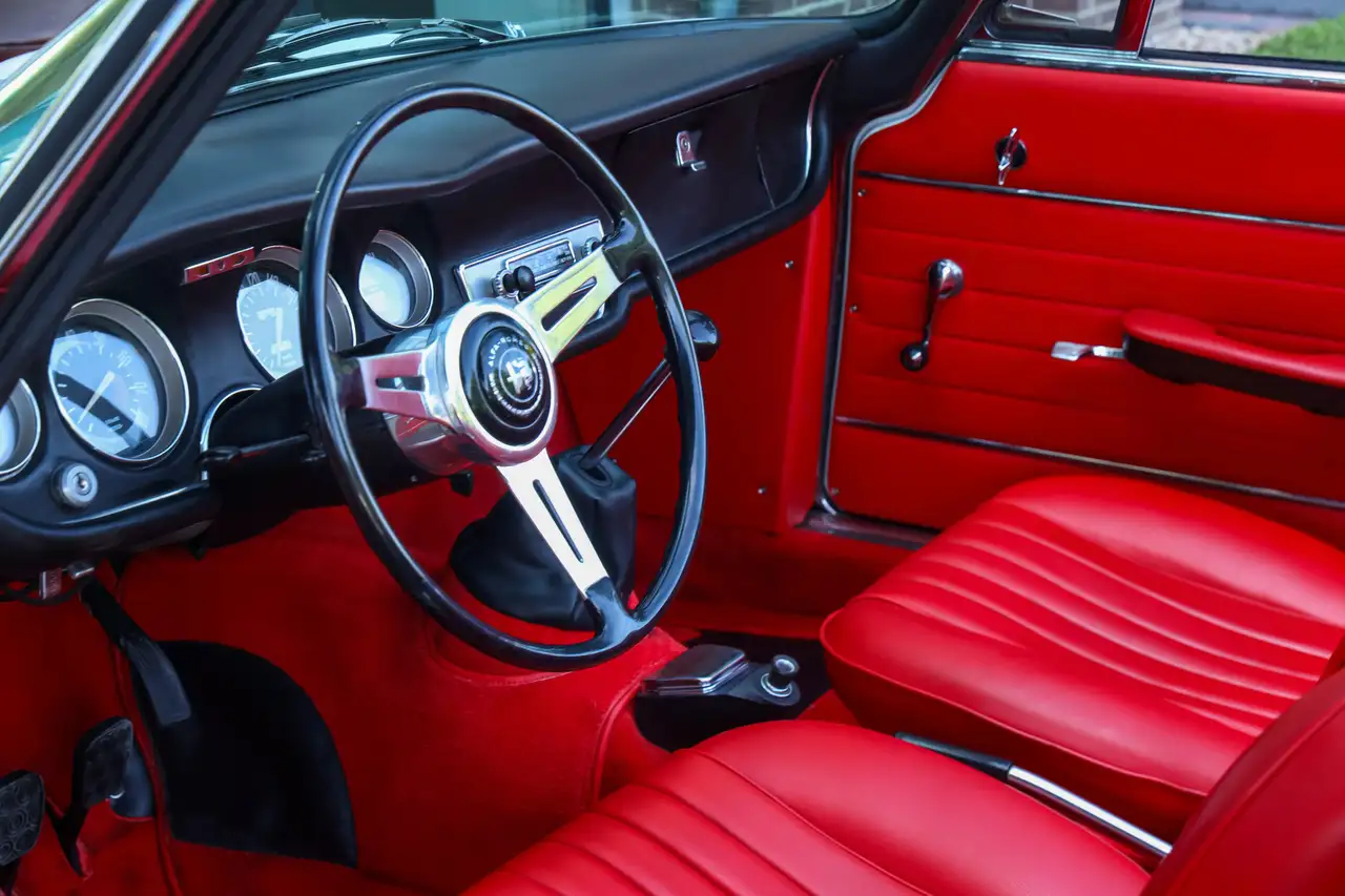 Alfa Romeo Giulia GTC "Comprehensively restored by Epifani in Berkel, foto 3