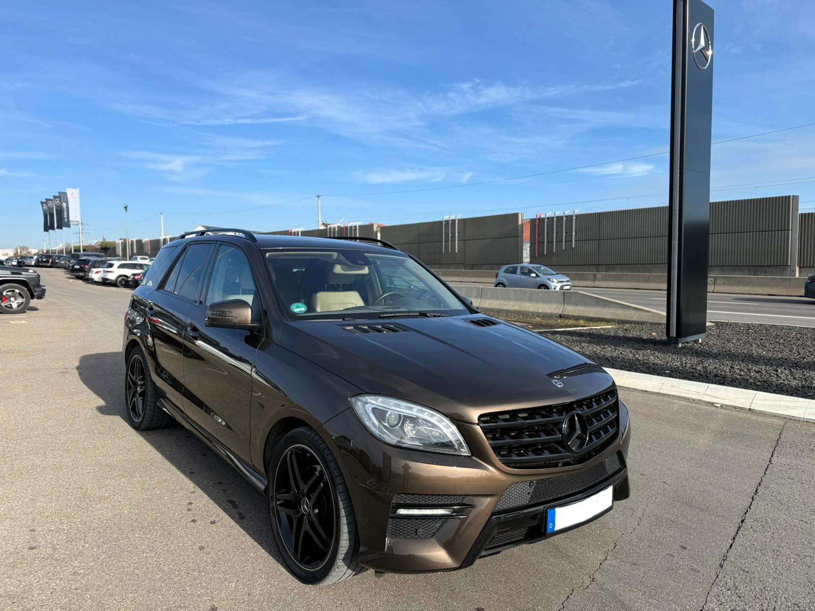 Second hand Mercedes Benz Ml-Class 