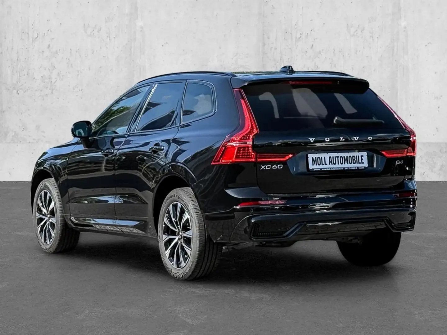 Volvo XC60 Plus Dark 2WD B4 Diesel EU6d Digitales Cockpit Mem Schwarz - 2