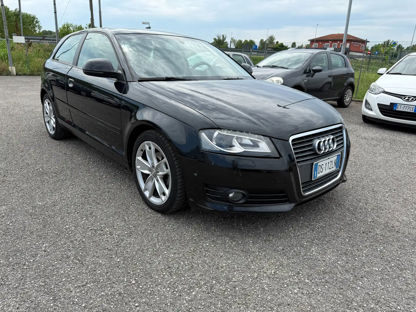 Audi A3 A3 II 2008 3p 2.0 tdi Fari Led/Xenon Zwart - 2