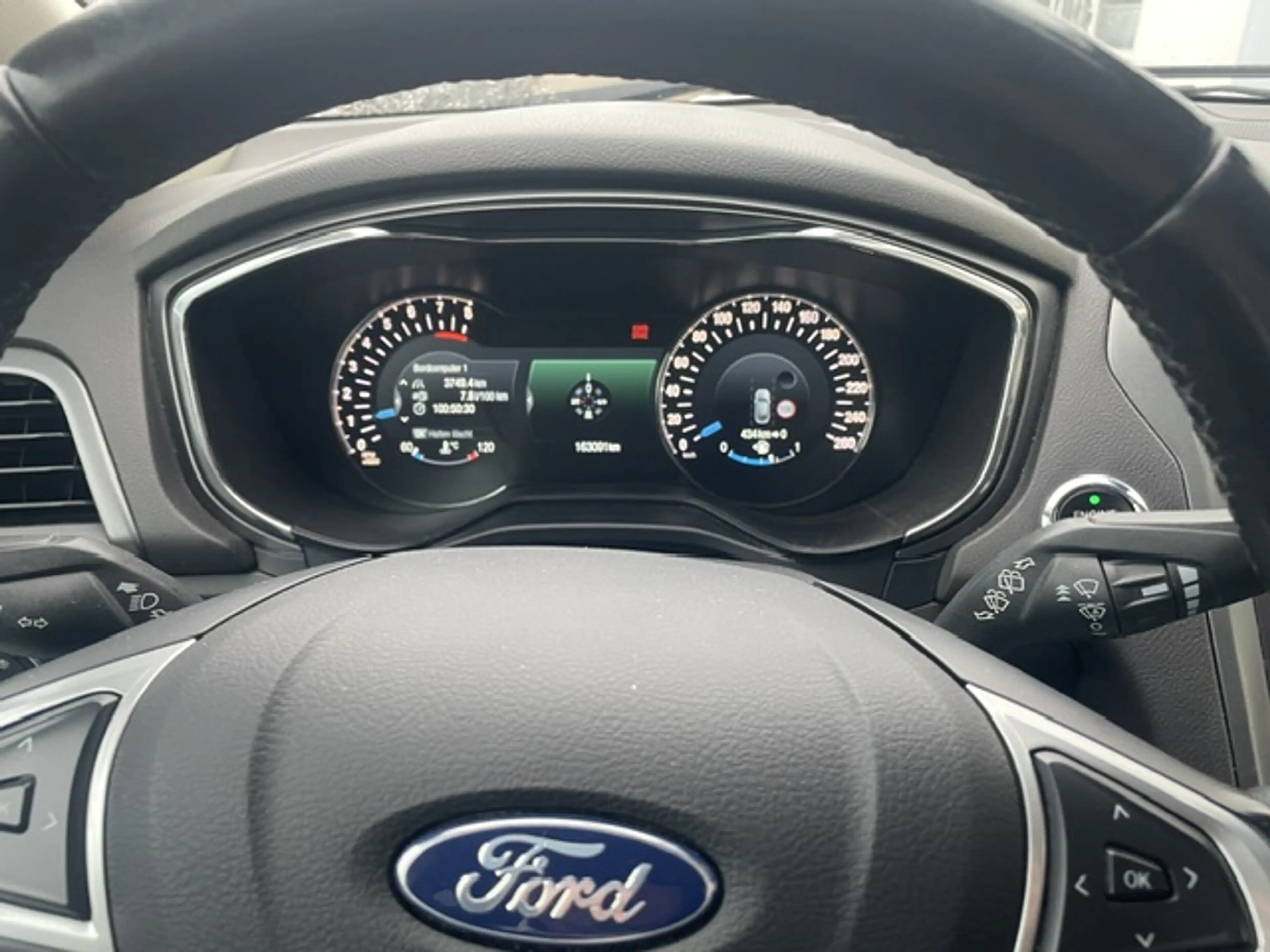 Ford Mondeo Titanium Winterpaket , LED — photo 9
