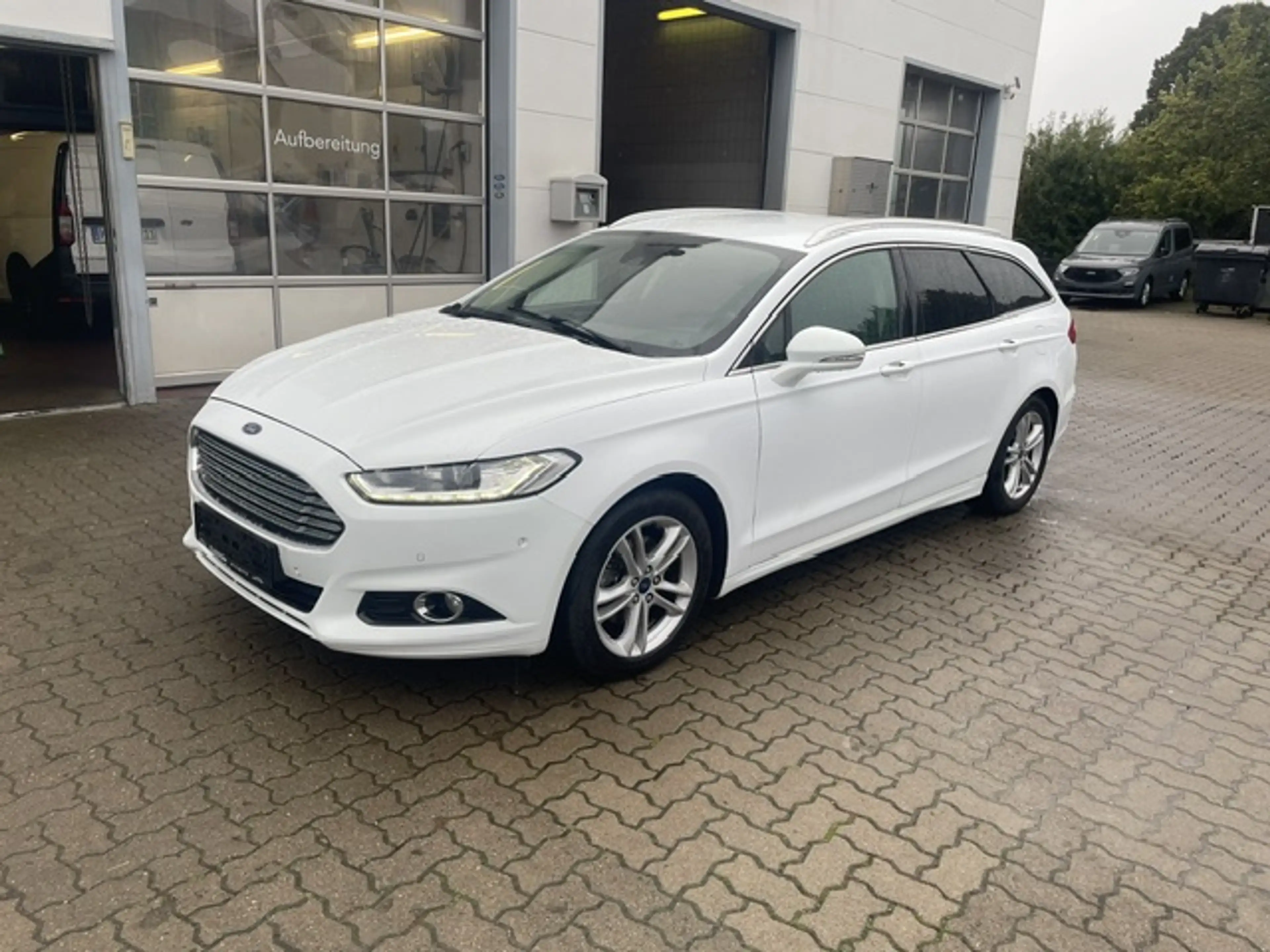 Ford Mondeo Titanium Winterpaket , LED