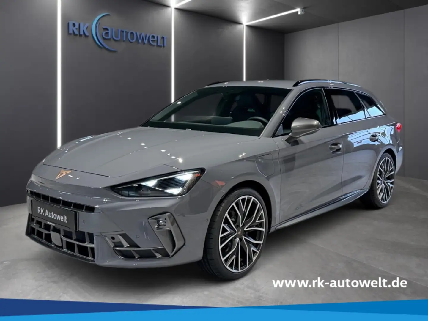 CUPRA Leon Sportstourer 1.5 e-Hybrid VZ Sennheiser AHK Gris - 1