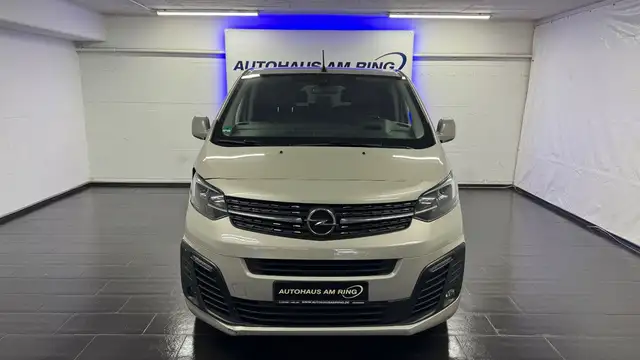 Opel Zafira Life Innovation 1H UNFALL VOLLAUSSTATTUNG