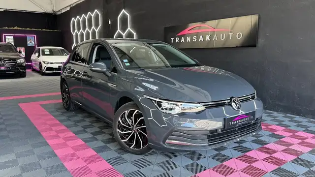 Volkswagen Golf 8 1.5 TSi 150 cv STYLE Camera de recul ges chauffant et electrique Regulateur adaptatif