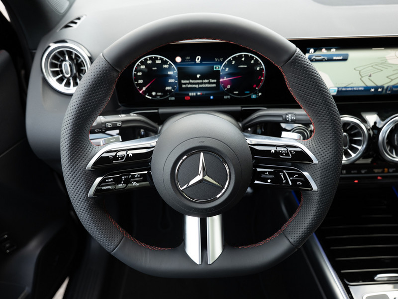 Mercedes-Benz GLA 200 AMG-Sport/MLB/360/Pano/AHK/Night/Distr — photo 10