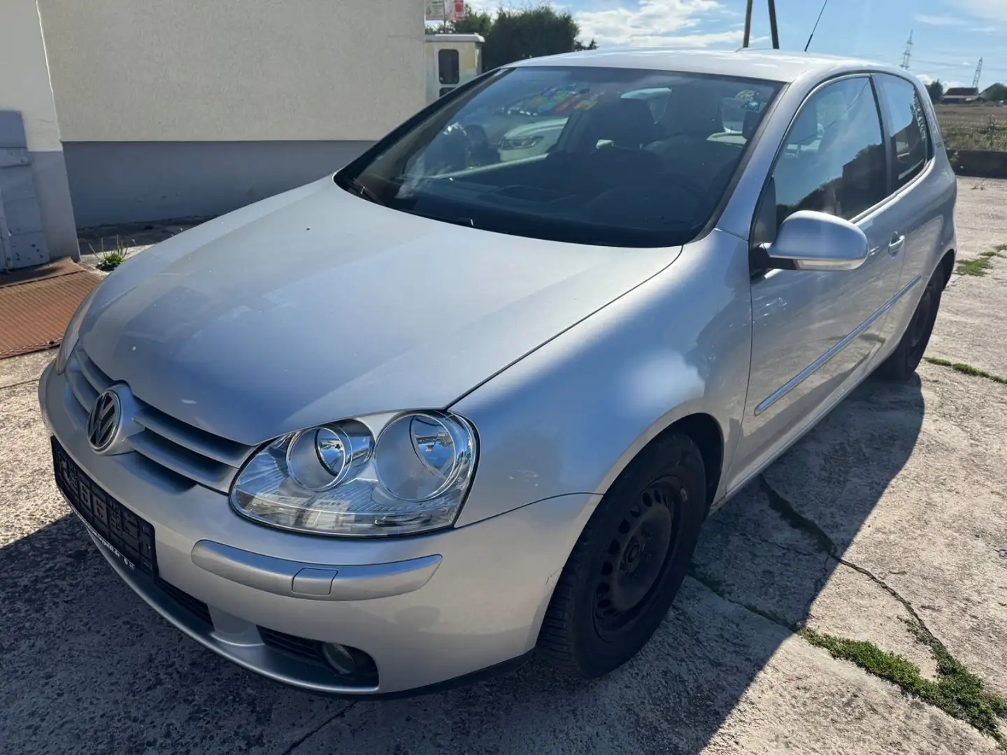 Volkswagen Golf V Lim. Goal*HU/AU 01/2027*PDC*SHZ* Argent - 1