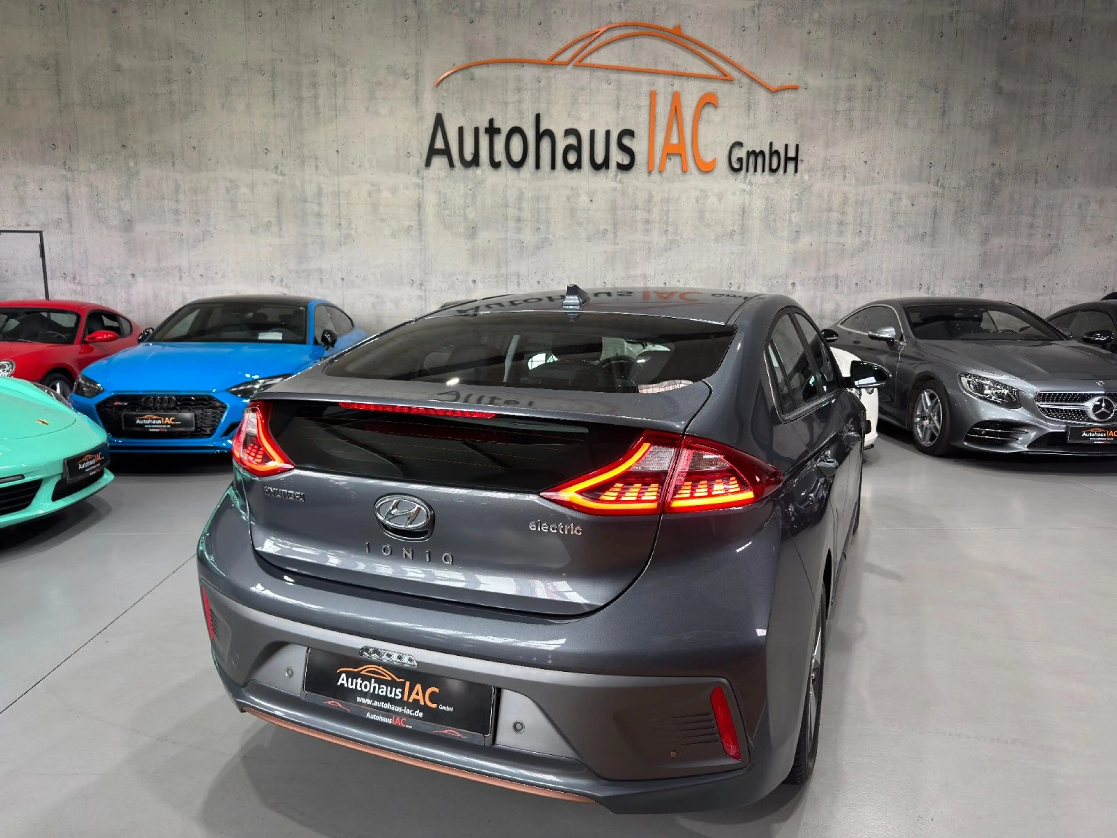 Hyundai IONIQ /Style/Elektro/SHZ/NAVI/ELEKTRO/LENKRADHEIZ — photo 2