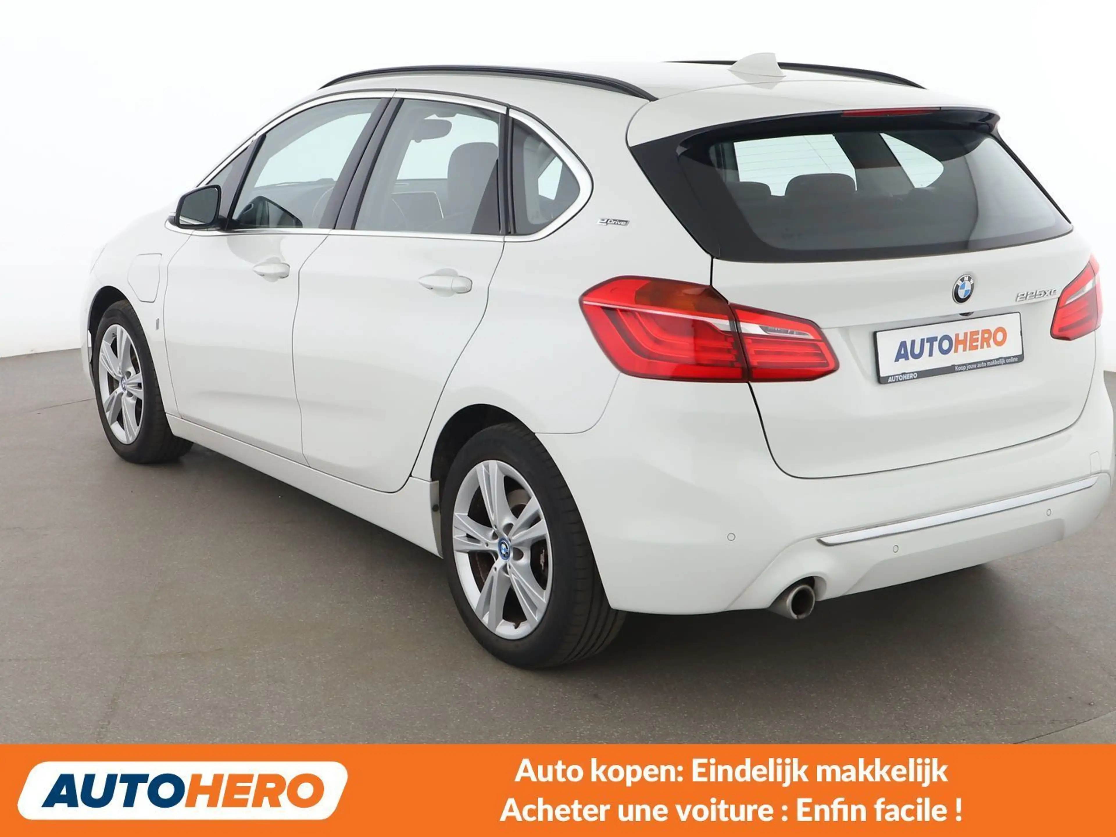 BMW 225 225xe Active Tourer Luxury Line — photo 4