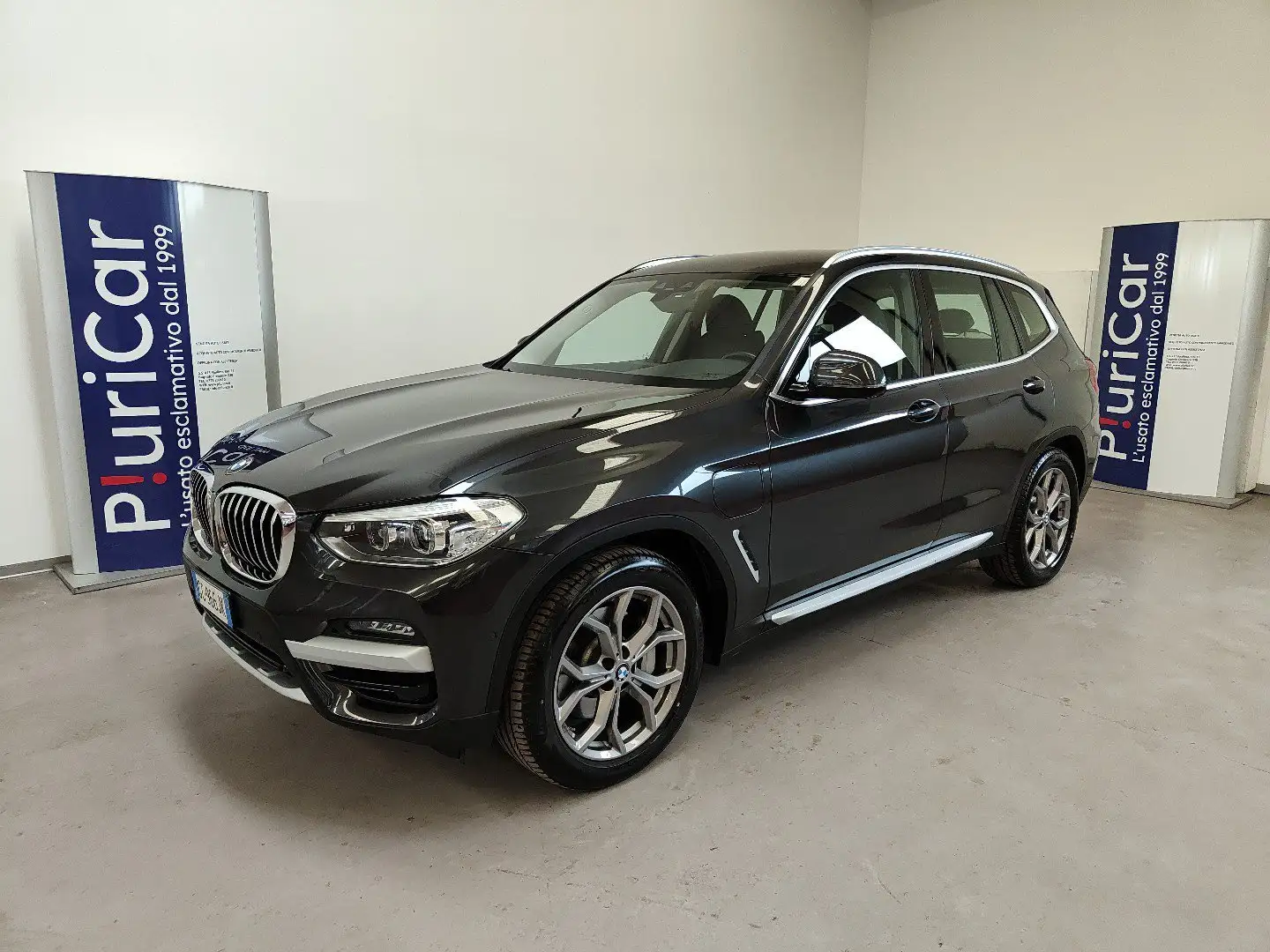 BMW X3 xDrive30e PHEV xLine auto Cruise Navi CarPlay 19” Grijs - 1